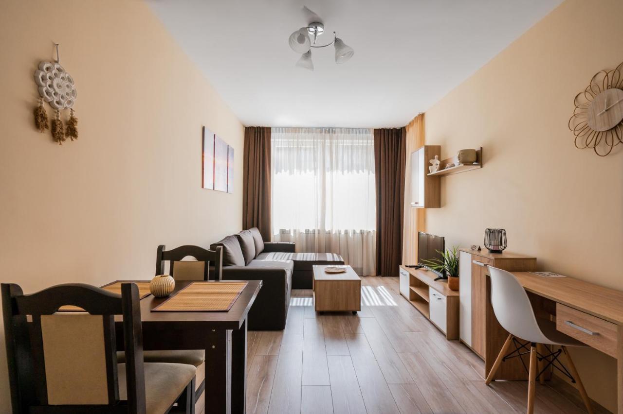 شقة Nomad Haven: 1Bd Flat With Balcony & Desk صوفيا المظهر الخارجي الصورة